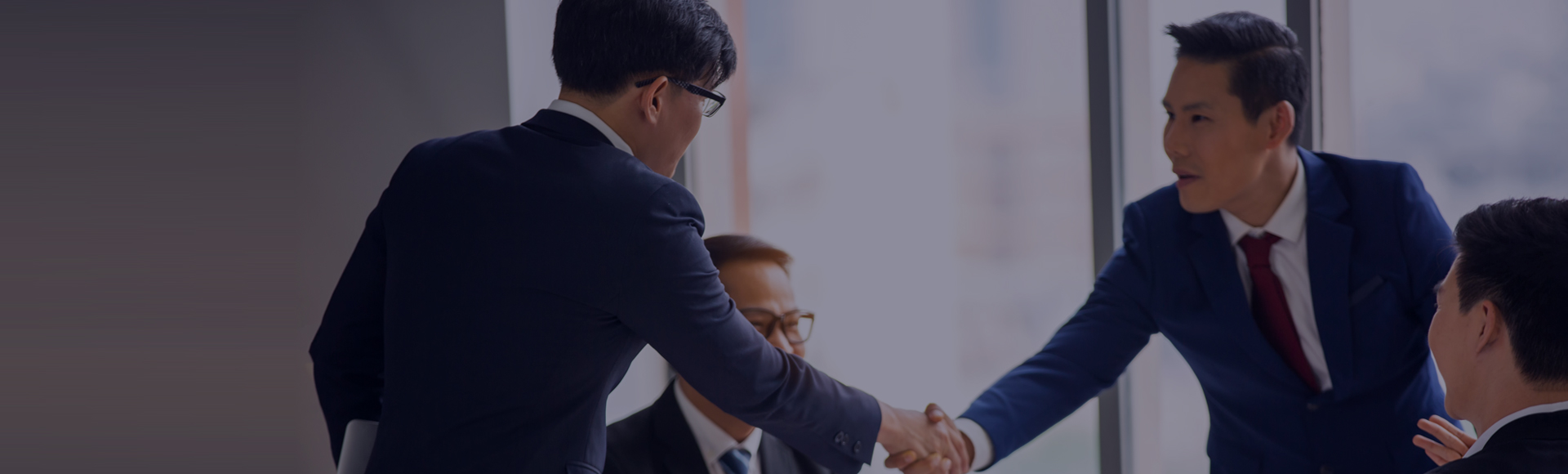 我们胸怀青云之志
希望以开放融合的心态，，，，，，，，和你一起预见未来！